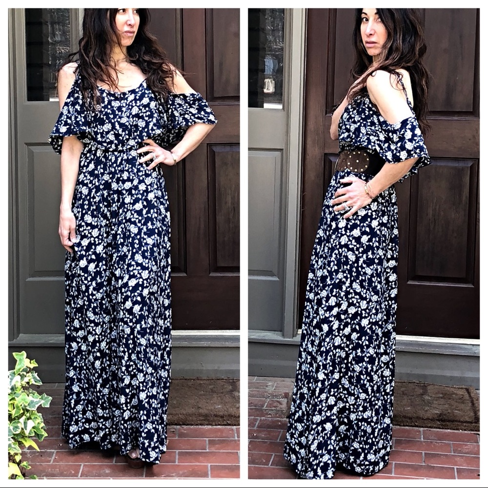 ✨LAST ONE ✨Paris floral off the shoulder dress - Picture 8 of 8